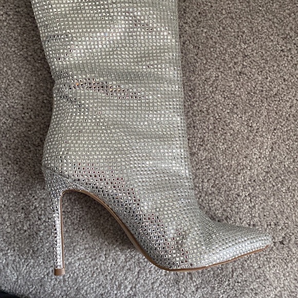 STEVE MADDEN RHINESTONE BOOTS- worn once like new - Picture 3 of 4